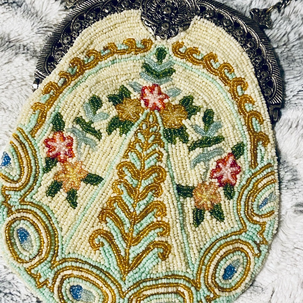 Vintage Glamorous Multicolor Handmade Silk Floral Beaded bag *Well Made* - Picture 2 of 6